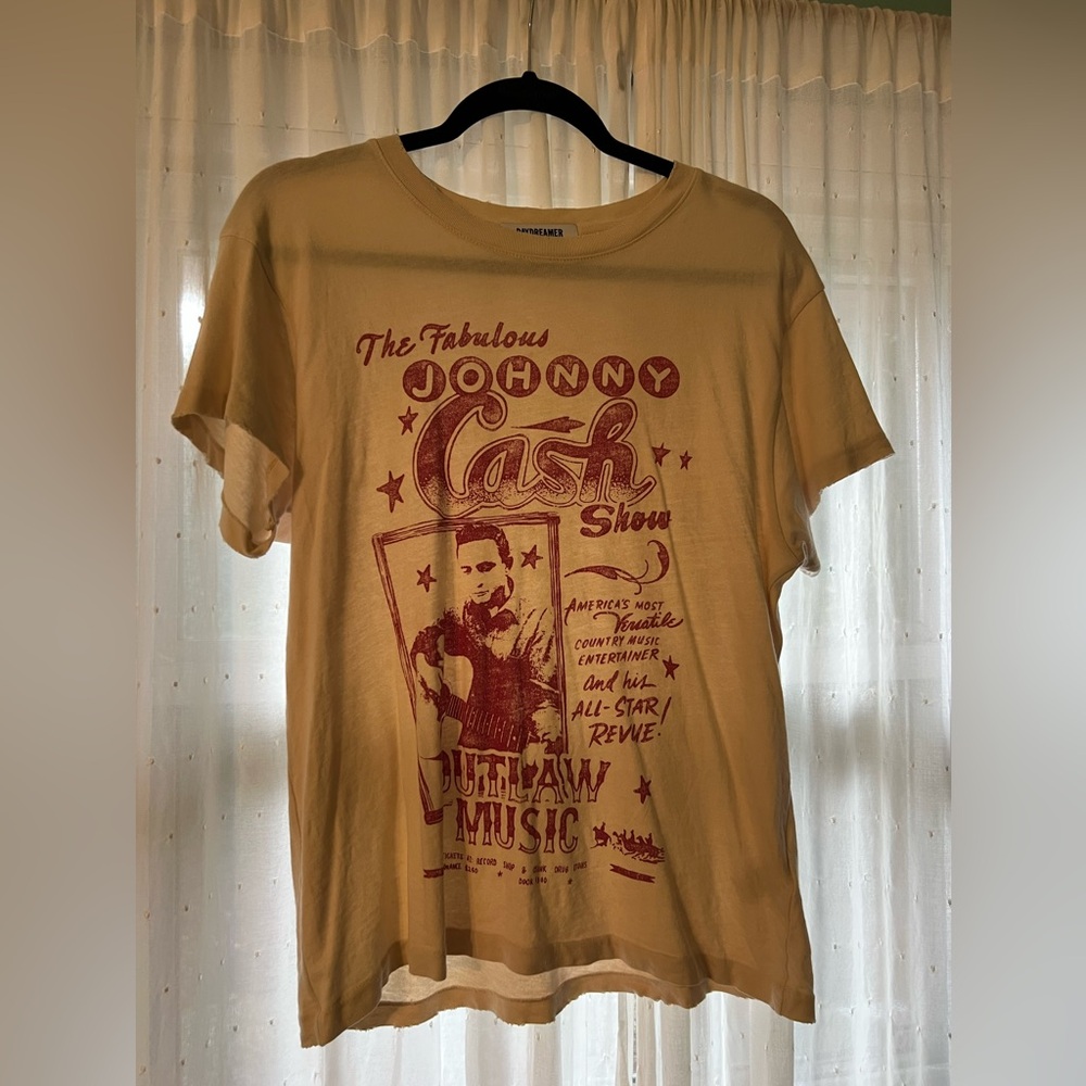 DAYDREAMER Johnny Cash Outlaw Music Tee Tshirt, size small